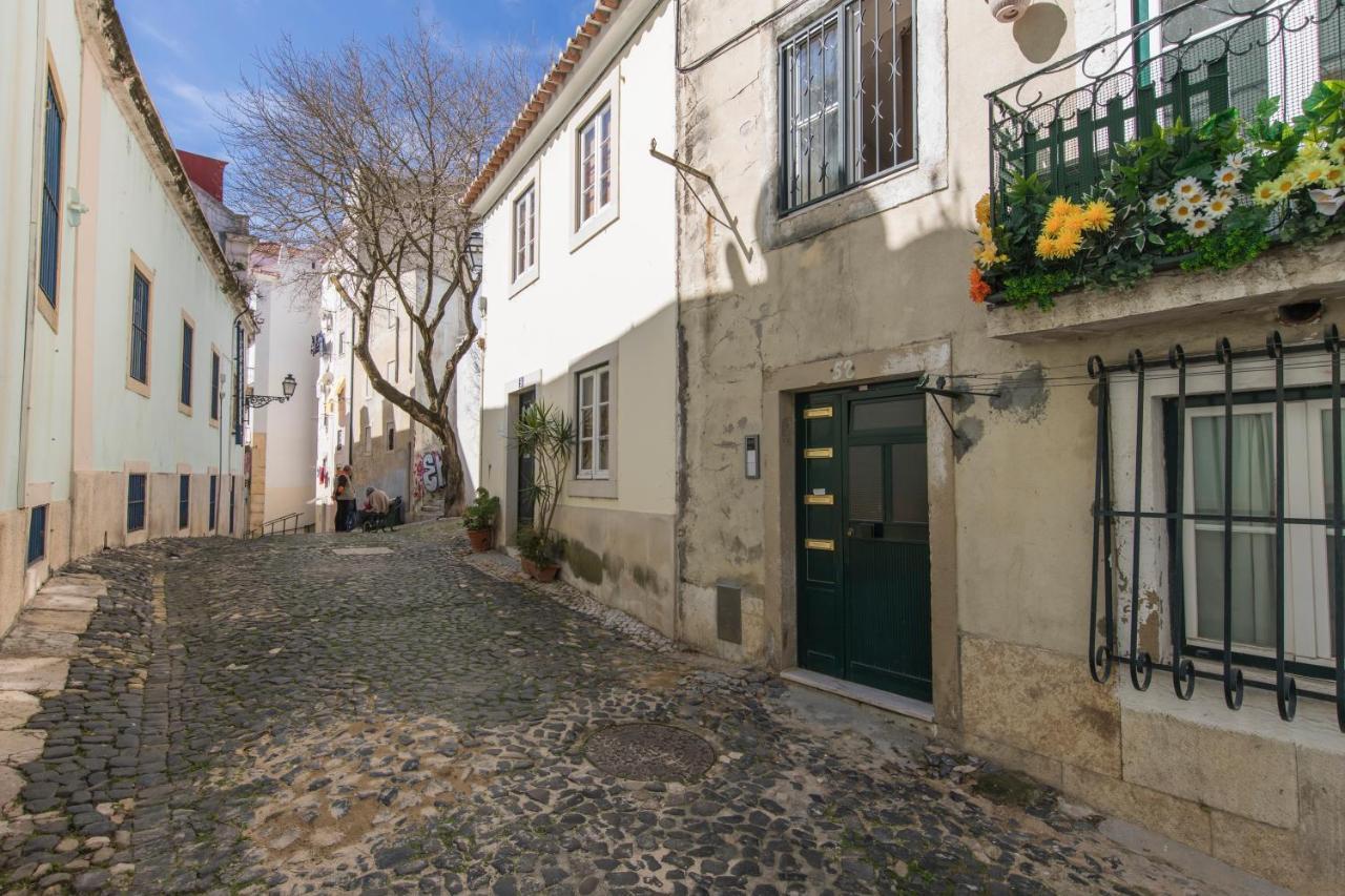 Ferienwohnung Alfama Modern Beco Da Lapa Lisboa Exterior foto